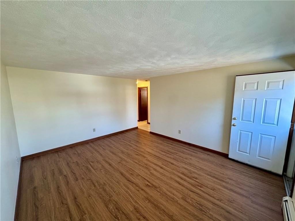 135 Rounds Ave - Photo 5 of 19