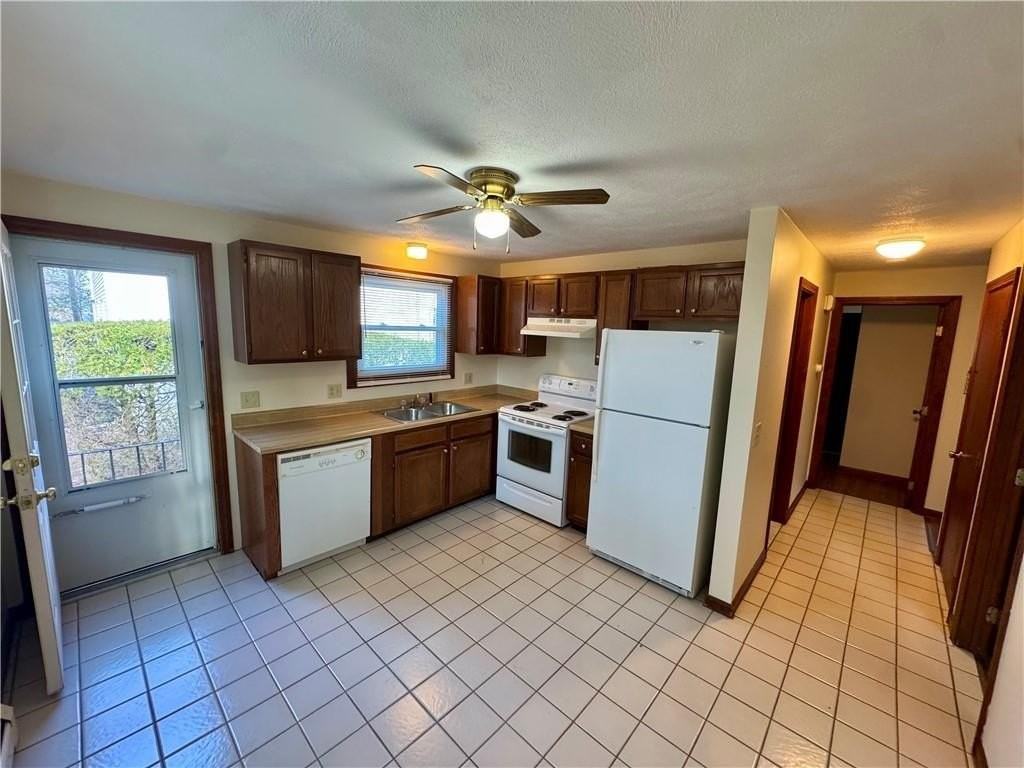 135 Rounds Ave - Photo 6 of 19