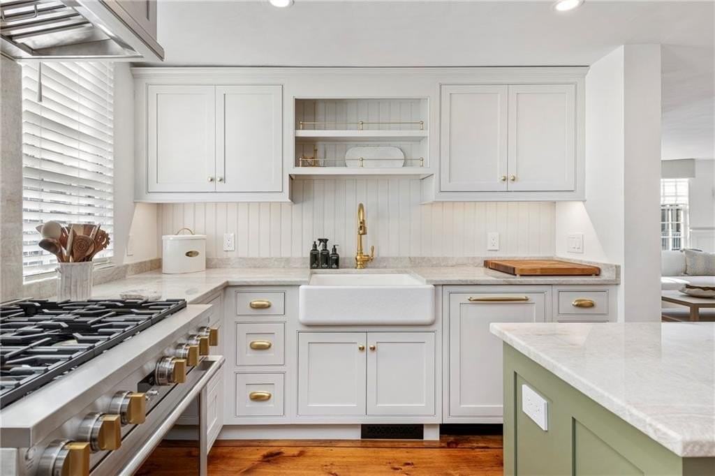 108 Prospect Hill St - Photo 2 of 47