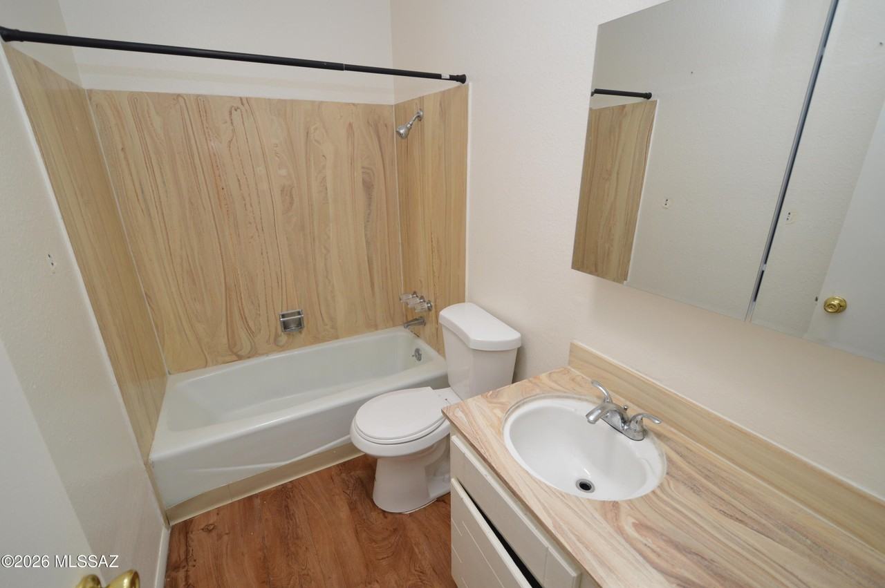 3403 E Glenn St - Photo 6 of 8