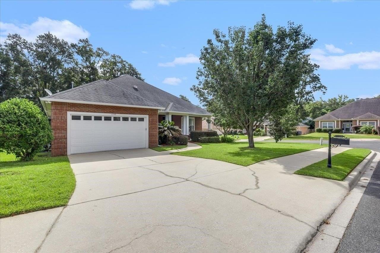 1799 Cassatt Dr - Photo 2 of 50