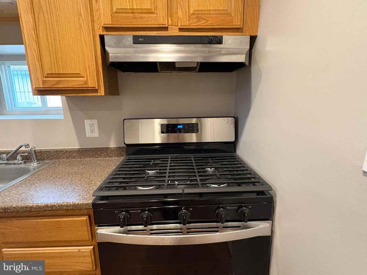 5126 Call Pl Se - Photo 5 of 42