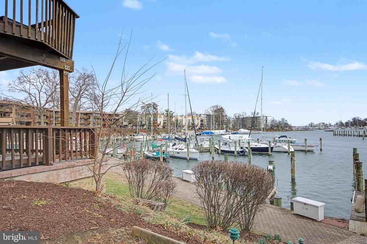 768B Fairview Ave Unit 768 - Photo 4 of 41