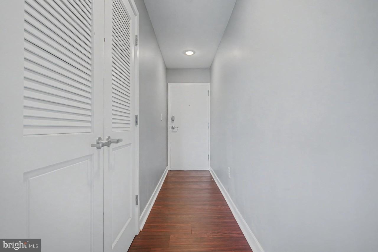 768B Fairview Ave Unit 768 - Photo 5 of 41