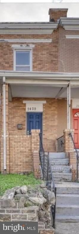 2429 Washington Blvd - Photo 3 of 3