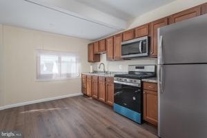 featured image of 1726 Leslie Rd