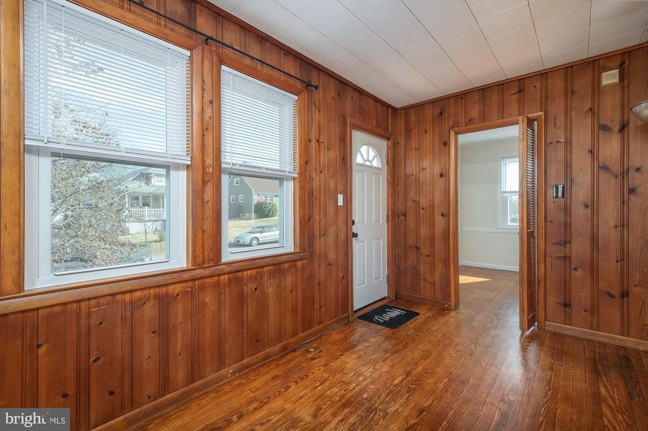 1726 Leslie Rd - Photo 5 of 28