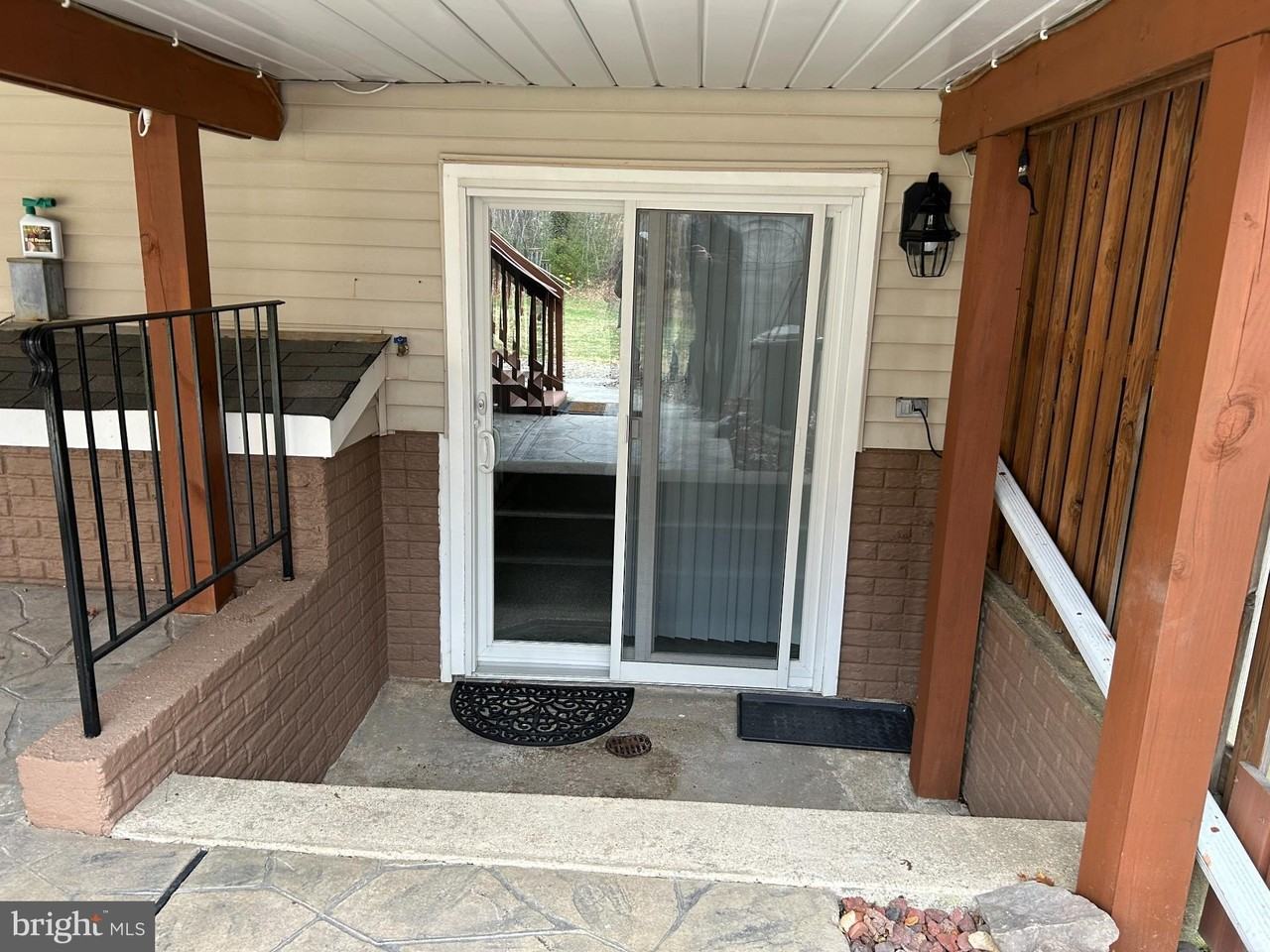 11214E Heron Pl Bsmt Apt - Photo 5 of 19