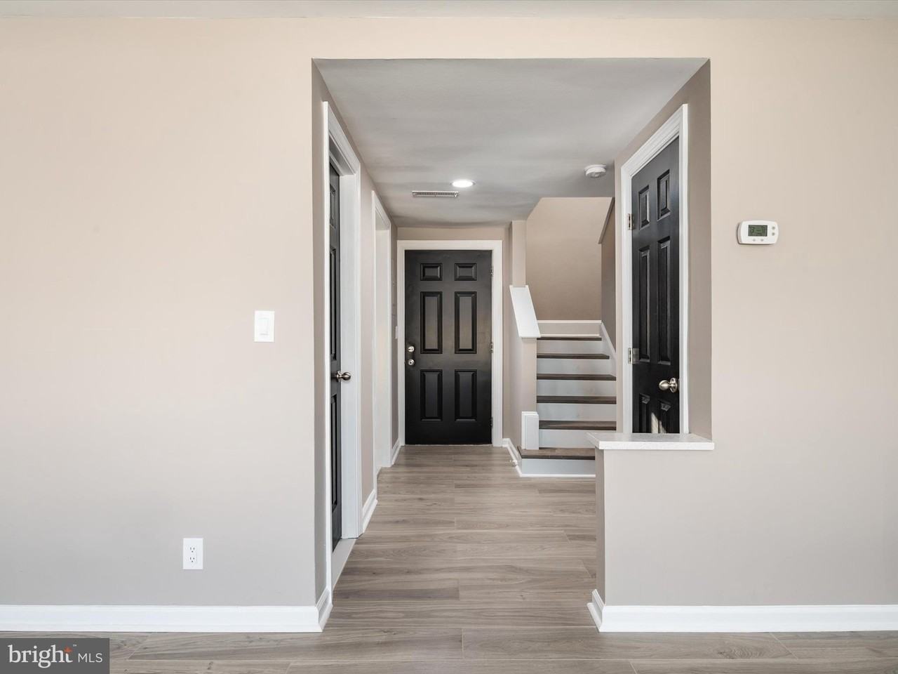 2050 Nike Dr Unit 7 - Photo 4 of 35