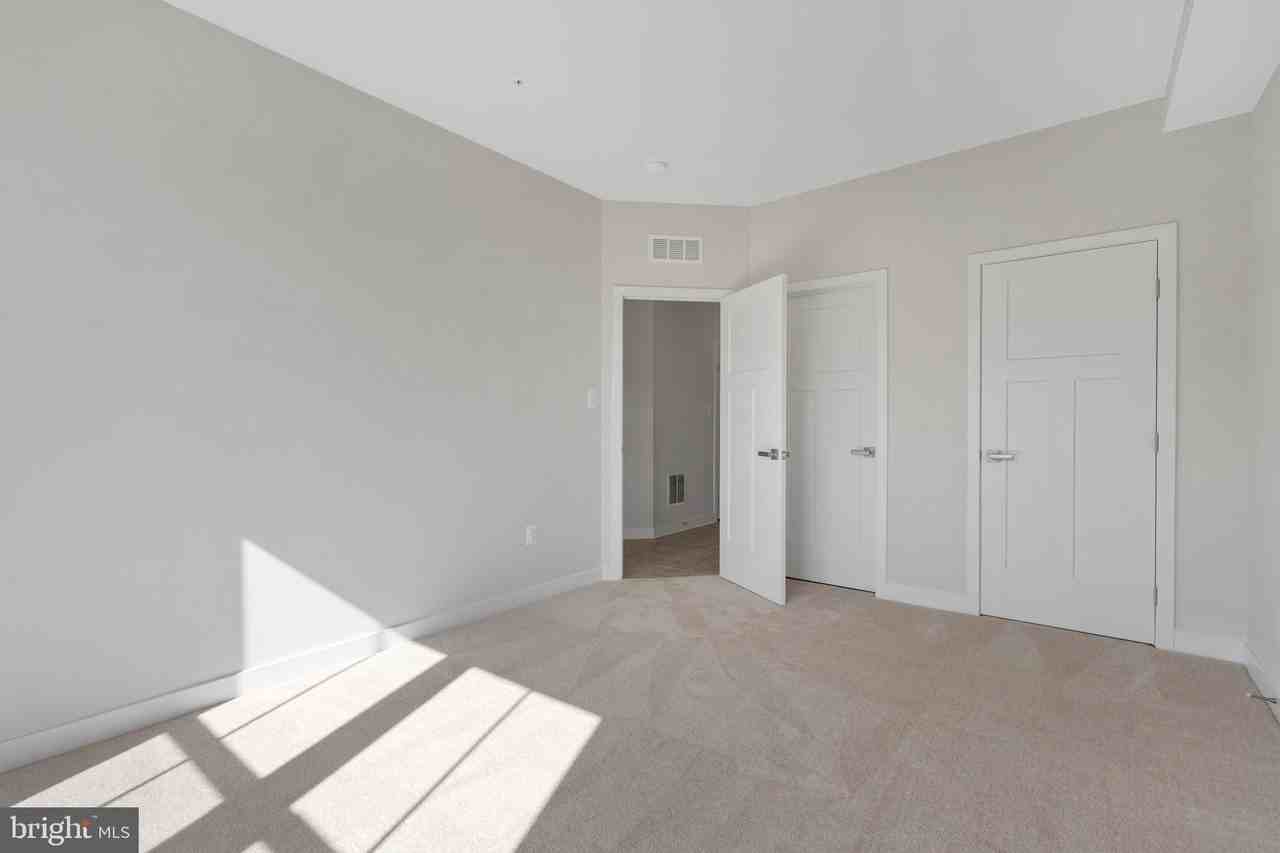 3561 Worthington Blvd - Photo 5 of 36