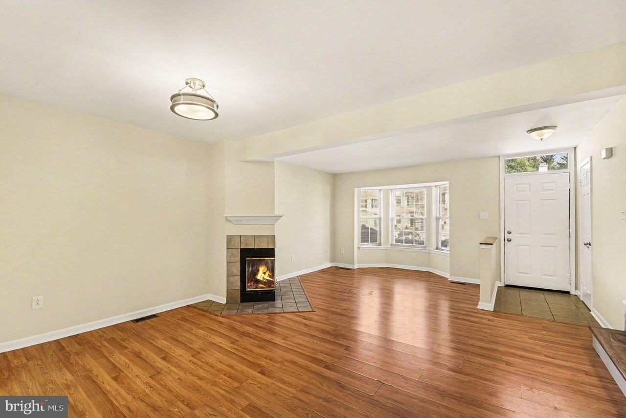 718 Orley Pl - Photo 2 of 15