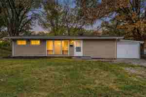 featured image of 1138 Lakeview Ave