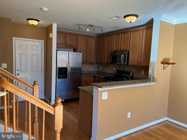 22942 Newcut Rd Unit 2301 - Photo 6 of 34