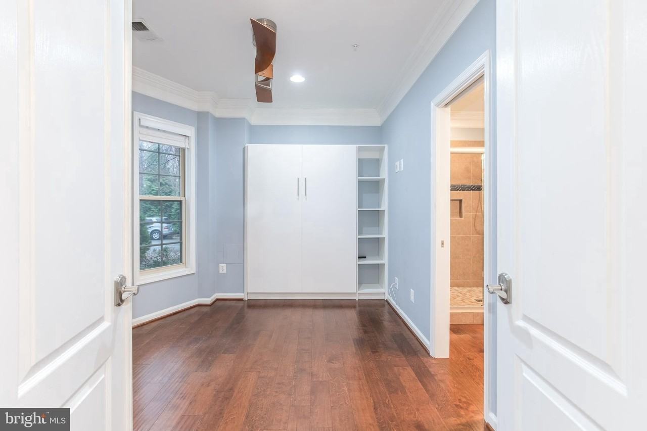 704 Quayside Ct Unit 99 - Photo 4 of 26