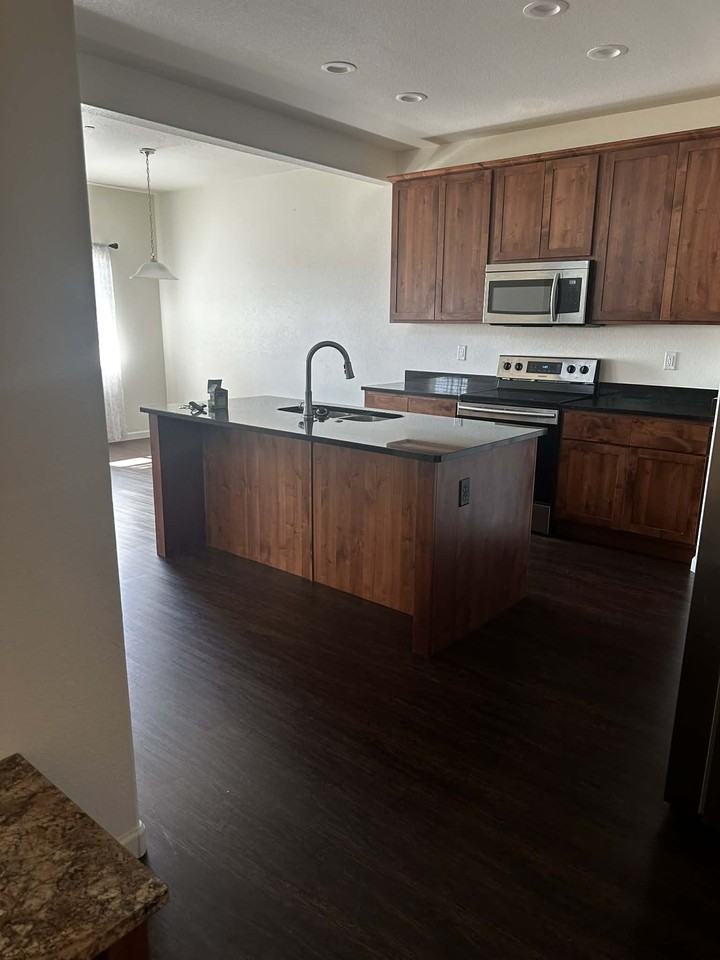 4355 24th Street Road #903 - Photo 6 of 25