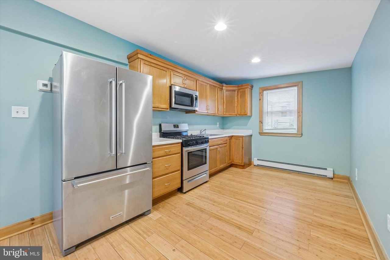 707 Forrest Ave Apt C - Photo 3 of 14