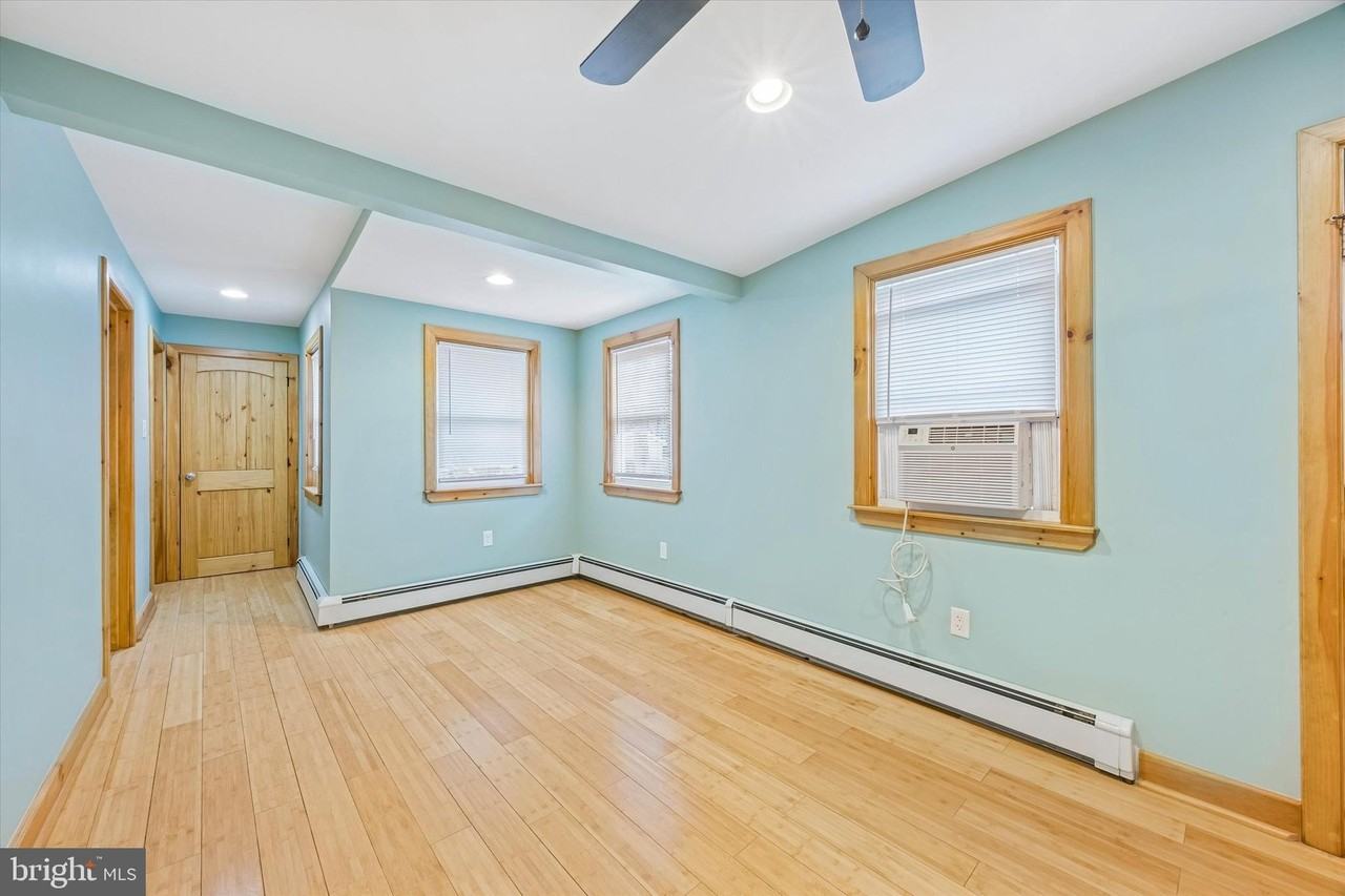 707 Forrest Ave Apt C - Photo 7 of 14