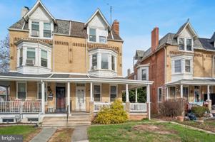 featured image of 1427 Powell St Apt 2 #2