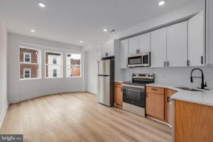 featured image of 511 W York St Unit B