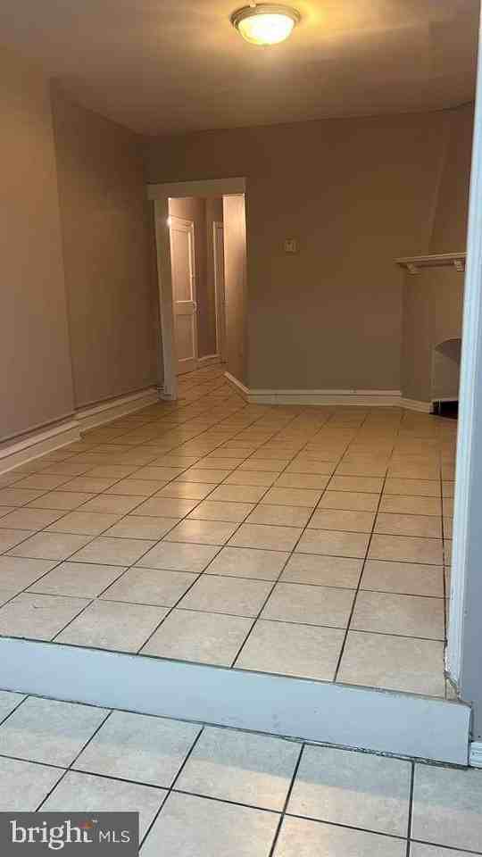 1400 Gilham St - Photo 4 of 7