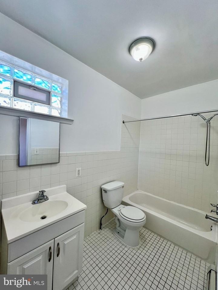 3450 N 23rd St - Photo 7 of 9