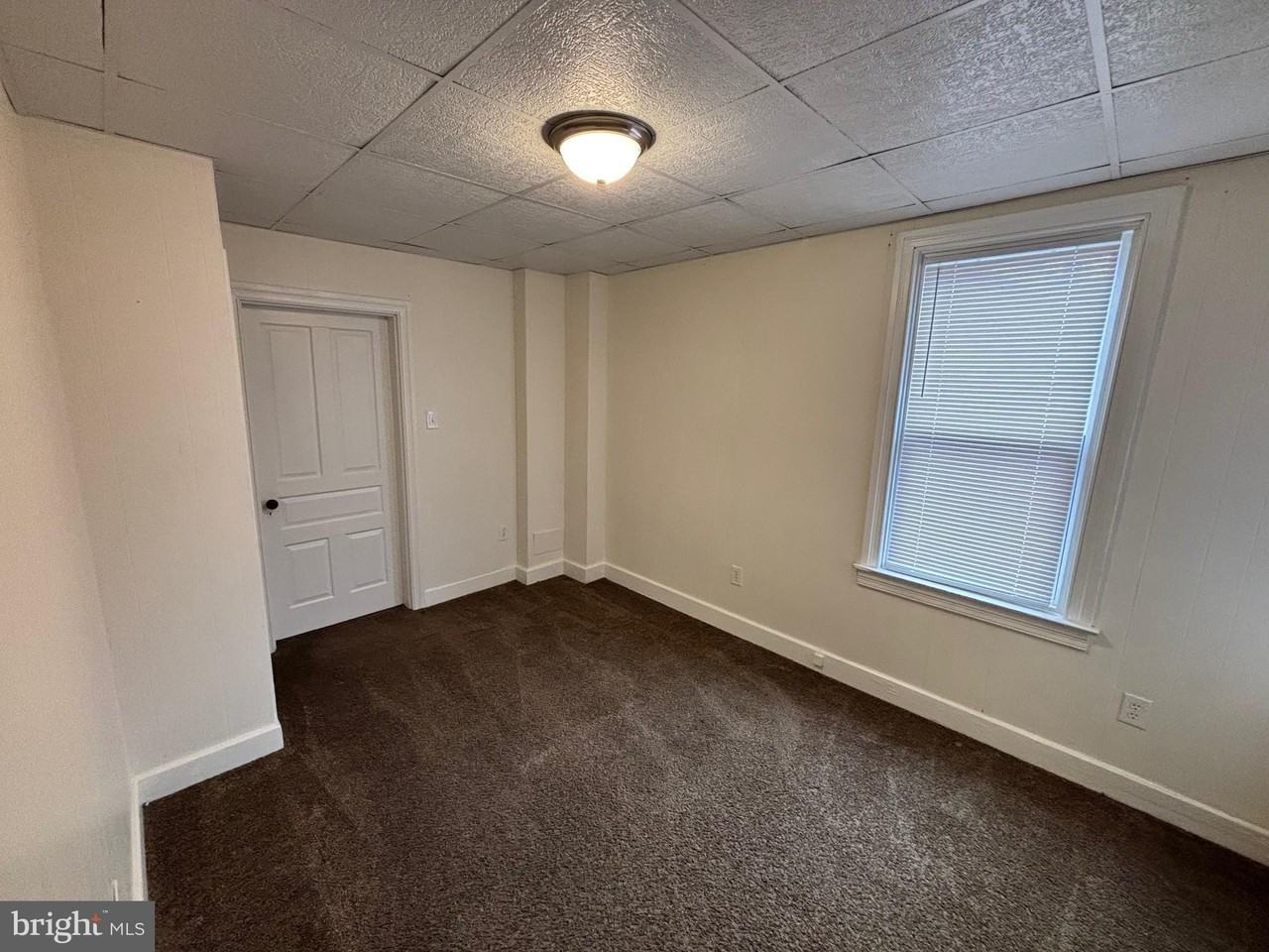 1157 E King St Unit 2 - Photo 5 of 8