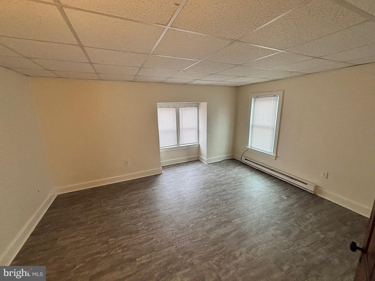 1157 E King St Unit 2 - Photo 7 of 8