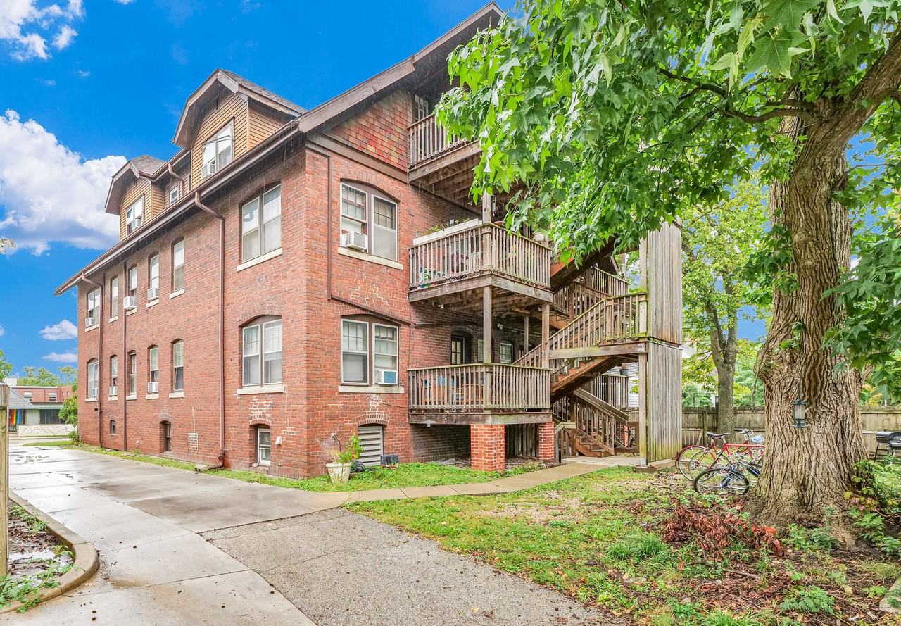 603 West Green Street #7 - Photo 2 of 13