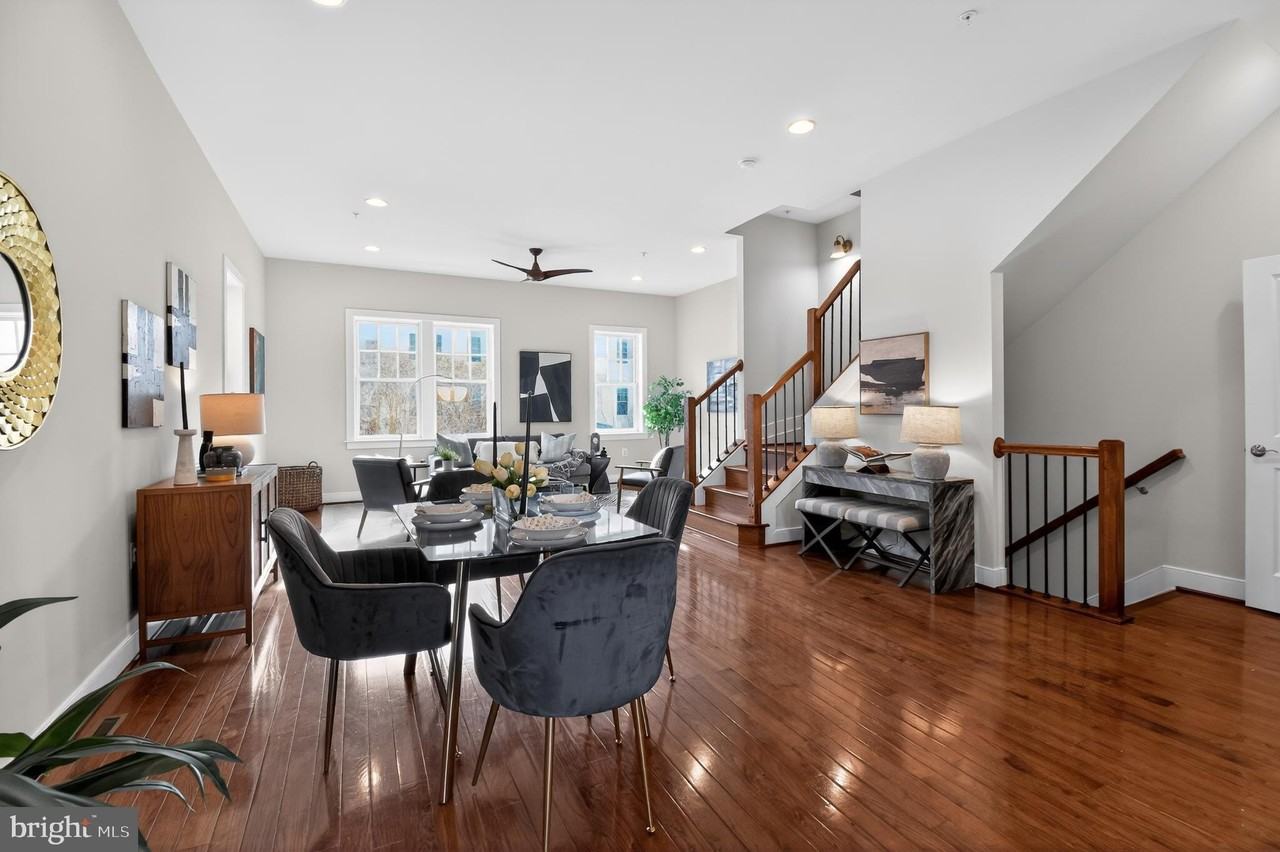 716 Diamond Ave - Photo 6 of 34