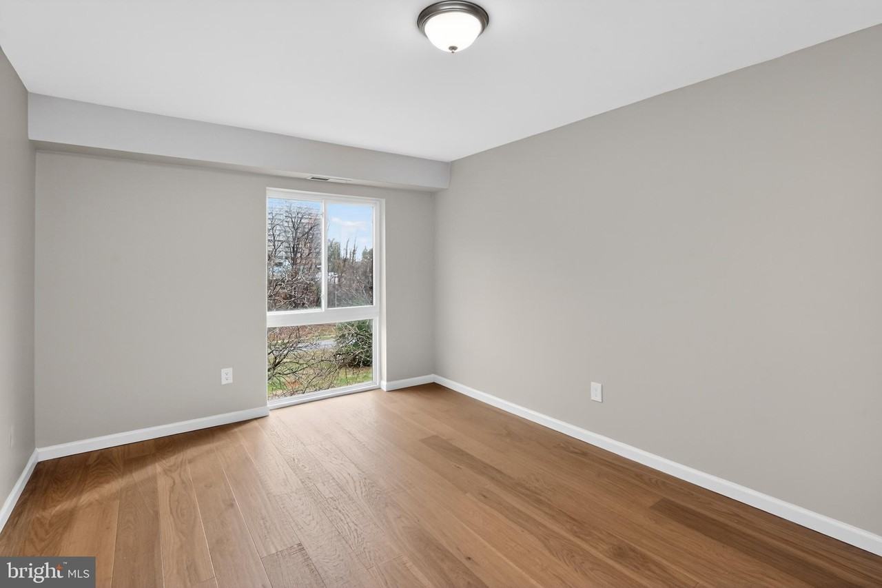 6137 Edsall Rd Apt I - Photo 6 of 20