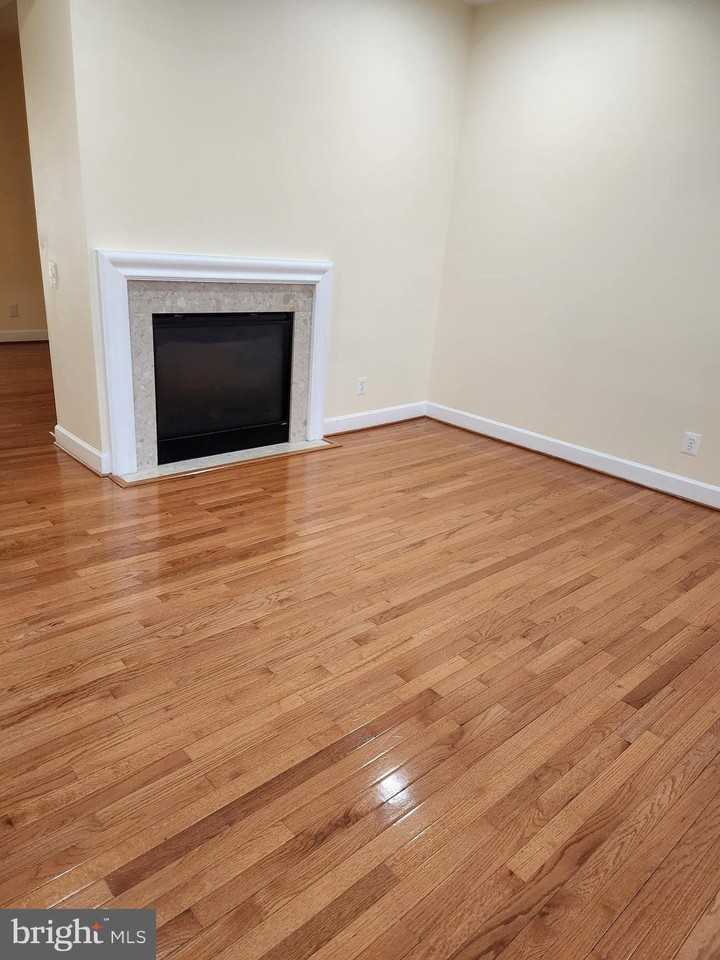 2481 Walnut Rocker Ln - Photo 4 of 19