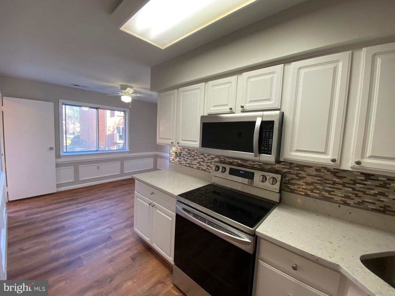 4597 Logsdon Dr Unit 36 - Photo 5 of 15