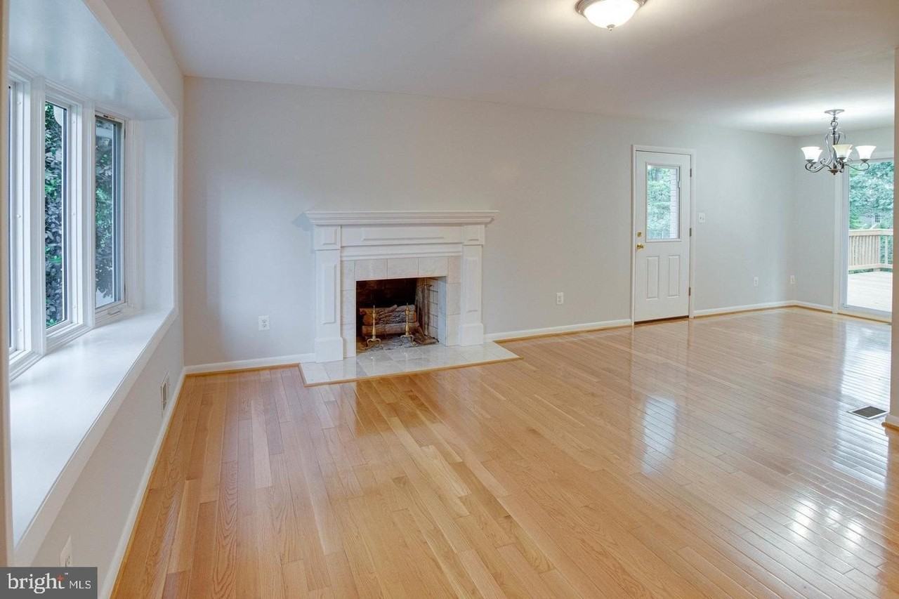 12026 Waples Mill Rd - Photo 6 of 26