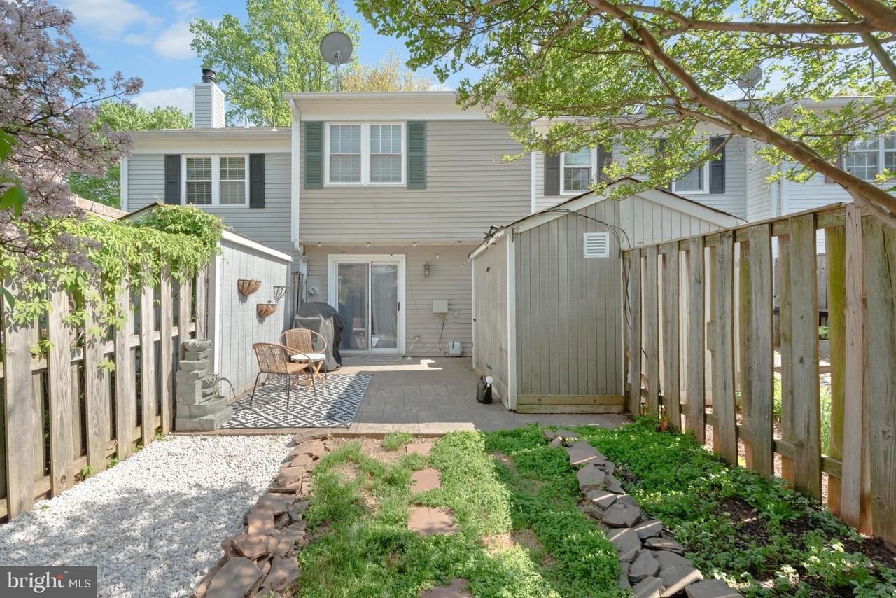 15 Dulany Ct - Photo 7 of 12