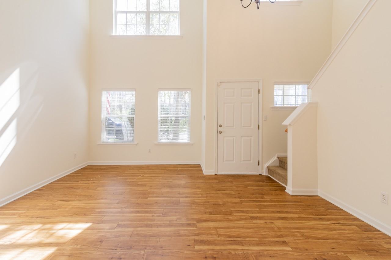 18457 Streamline Ct #1 - Photo 5 of 30