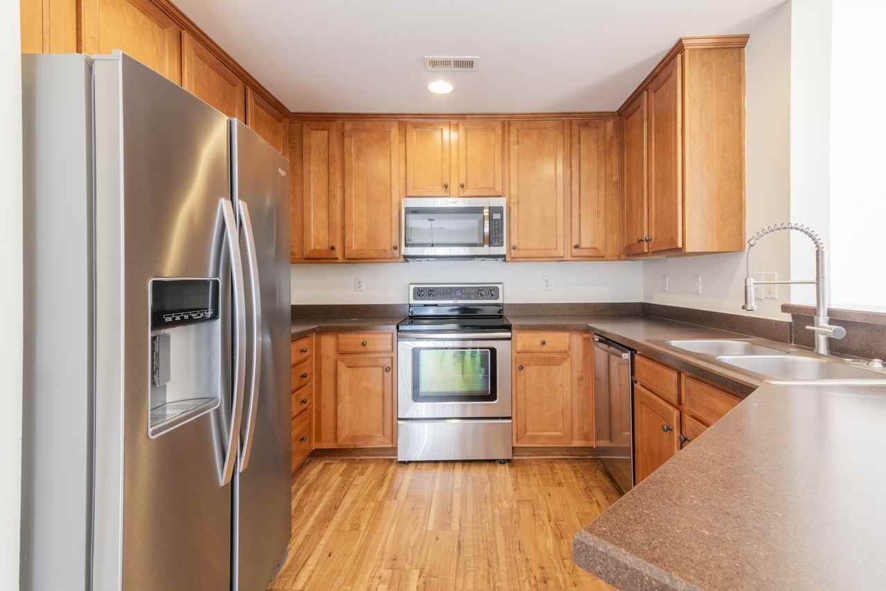 18457 Streamline Ct #1 - Photo 7 of 30