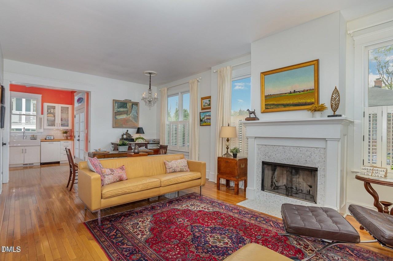 627 Dorothea Dr - Photo 3 of 24