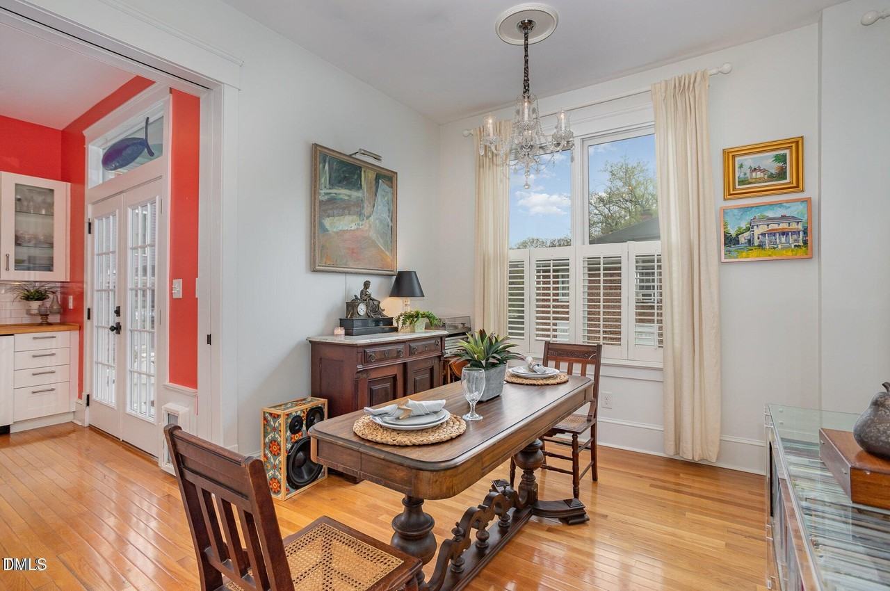 627 Dorothea Dr - Photo 5 of 24