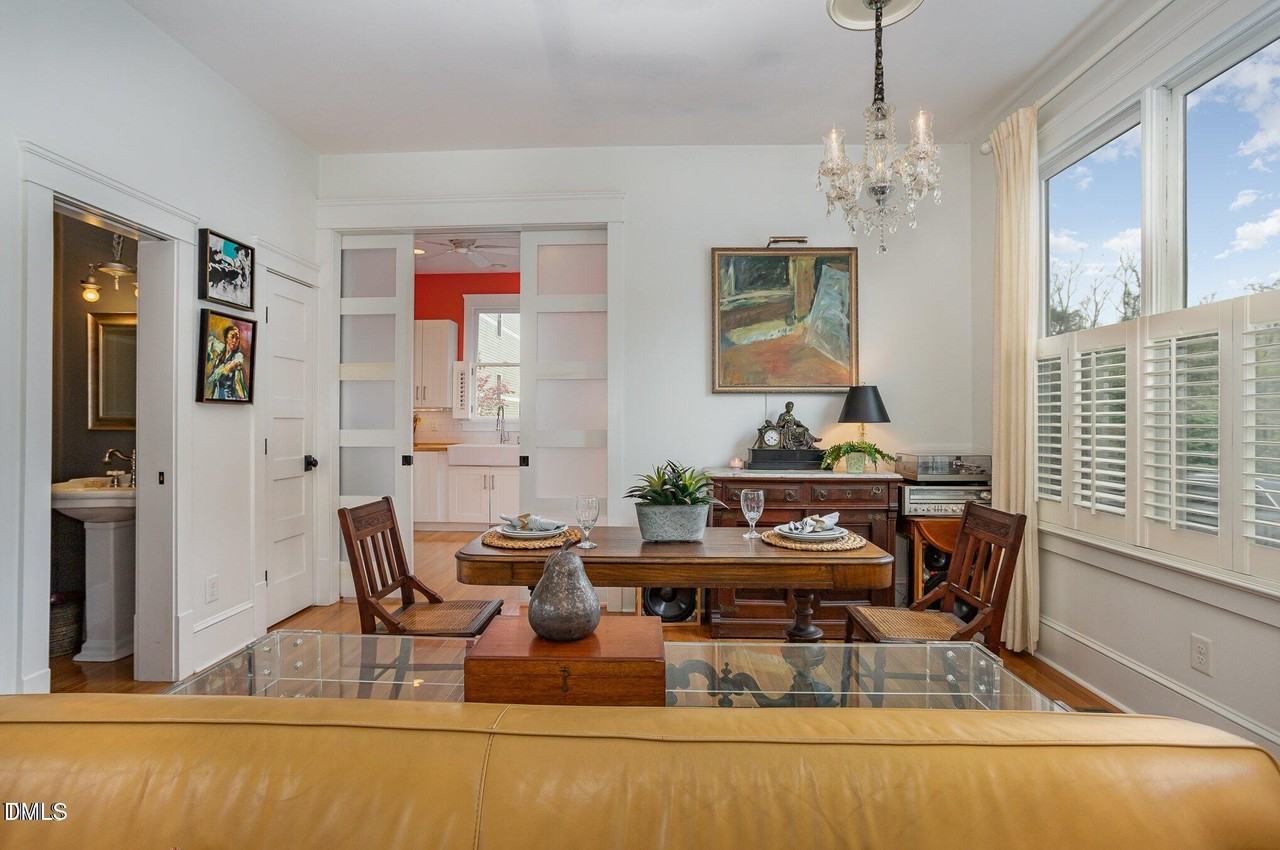 627 Dorothea Dr - Photo 6 of 24