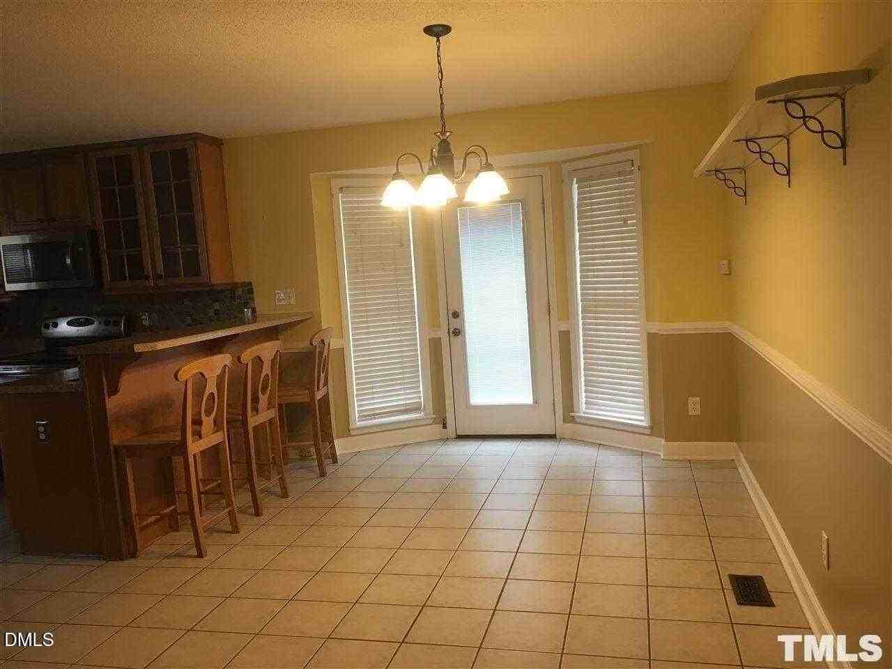 211 Aqua Marine Ln - Photo 5 of 12
