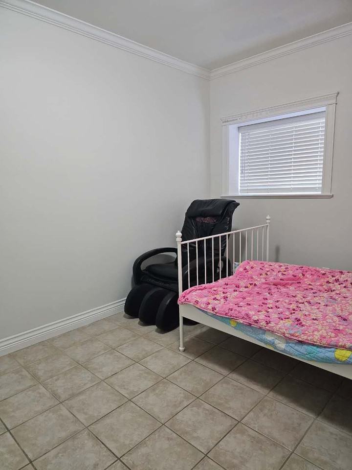 906 Madore Avenue - Photo 5 of 8