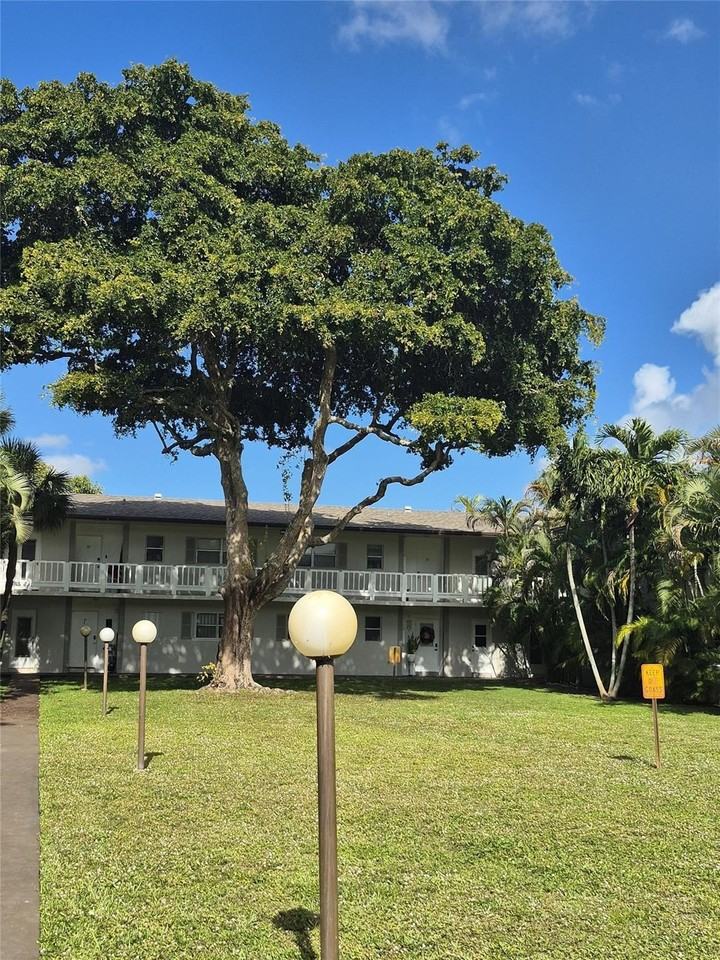 550 Se 2nd Ave Apt G22