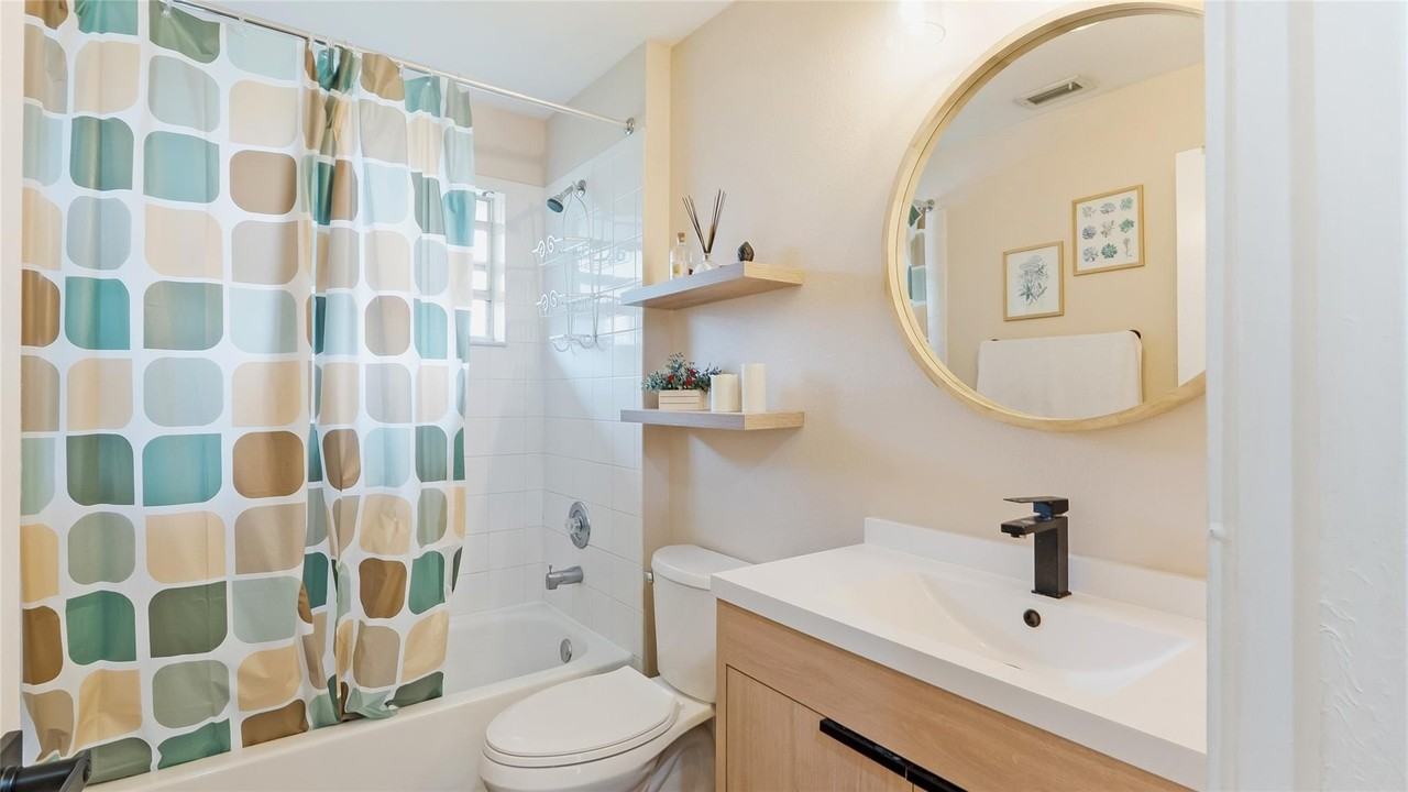 3850 Nw 122nd Ter Unit 3850 - Photo 6 of 42