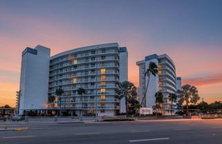 2731 Ne 14th Street Cswy Apt 227 - Photo 1 of 1
