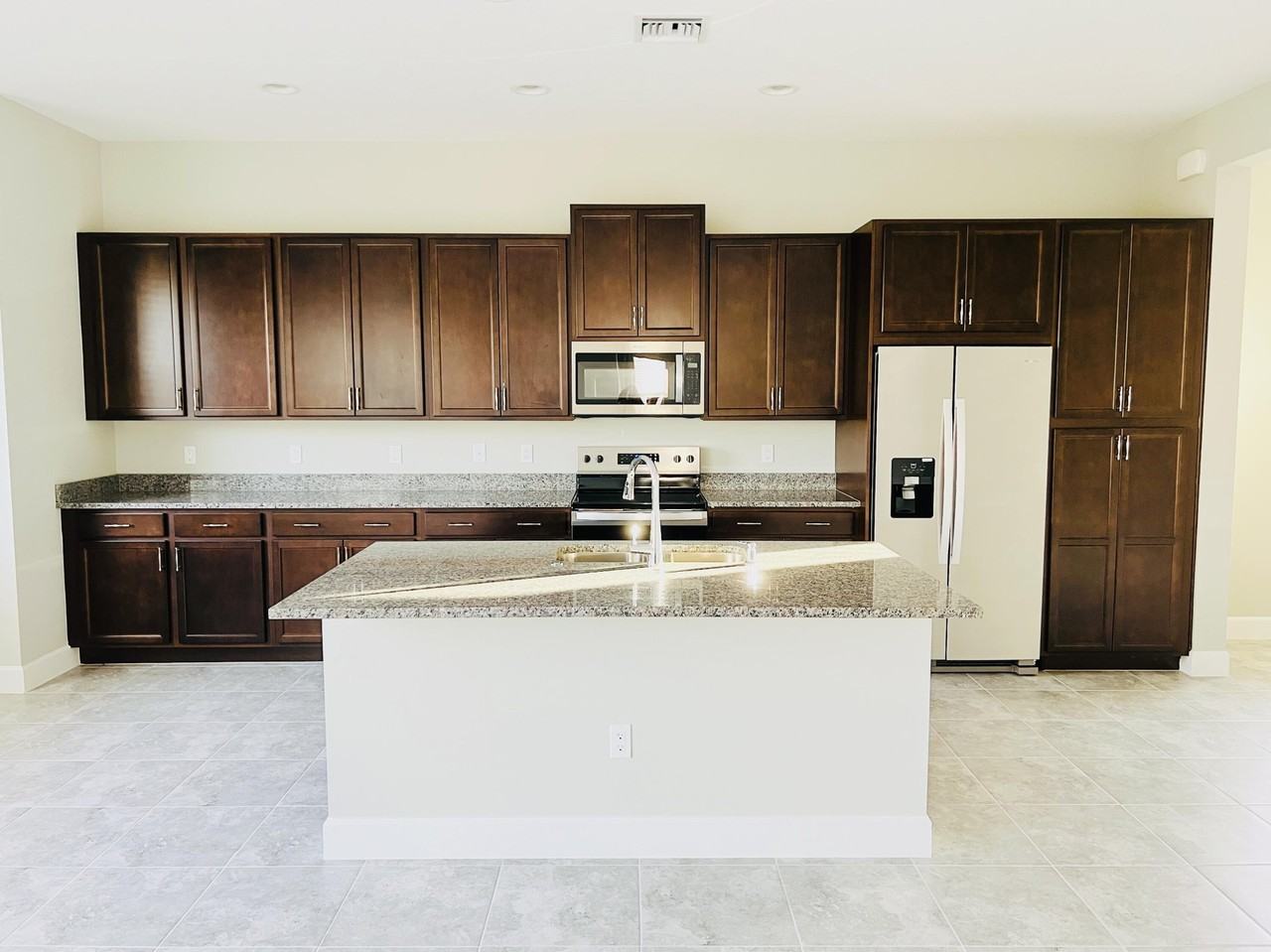 14476 Spruce Pine Dr - Photo 7 of 45