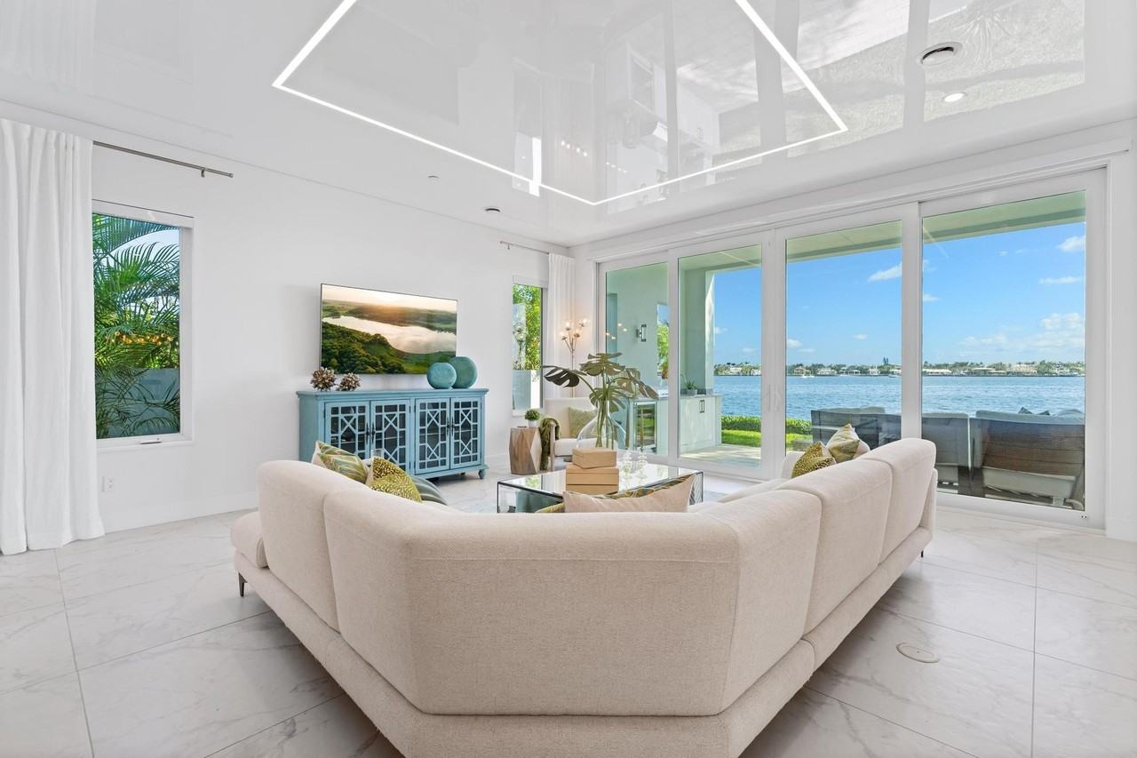 100 Water Club Ct N - Photo 4 of 50