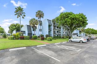 4290 Deste Ct Apt 301 - Photo 1 of 1