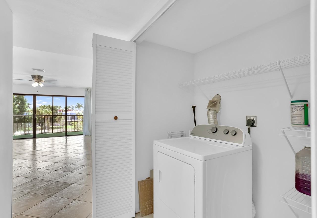 4290 Deste Ct Apt 301 - Photo 2 of 19