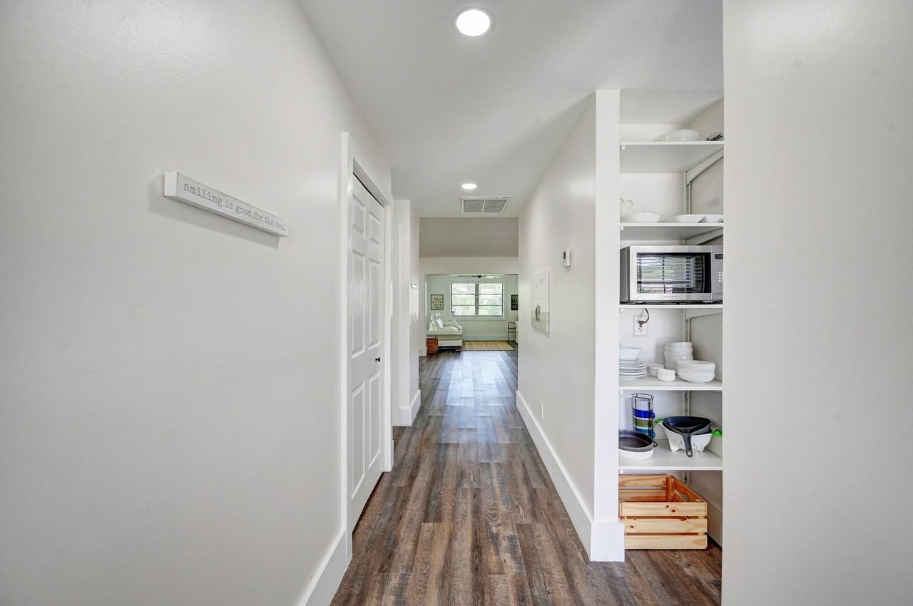 2756 Carnation Ct - Photo 3 of 25