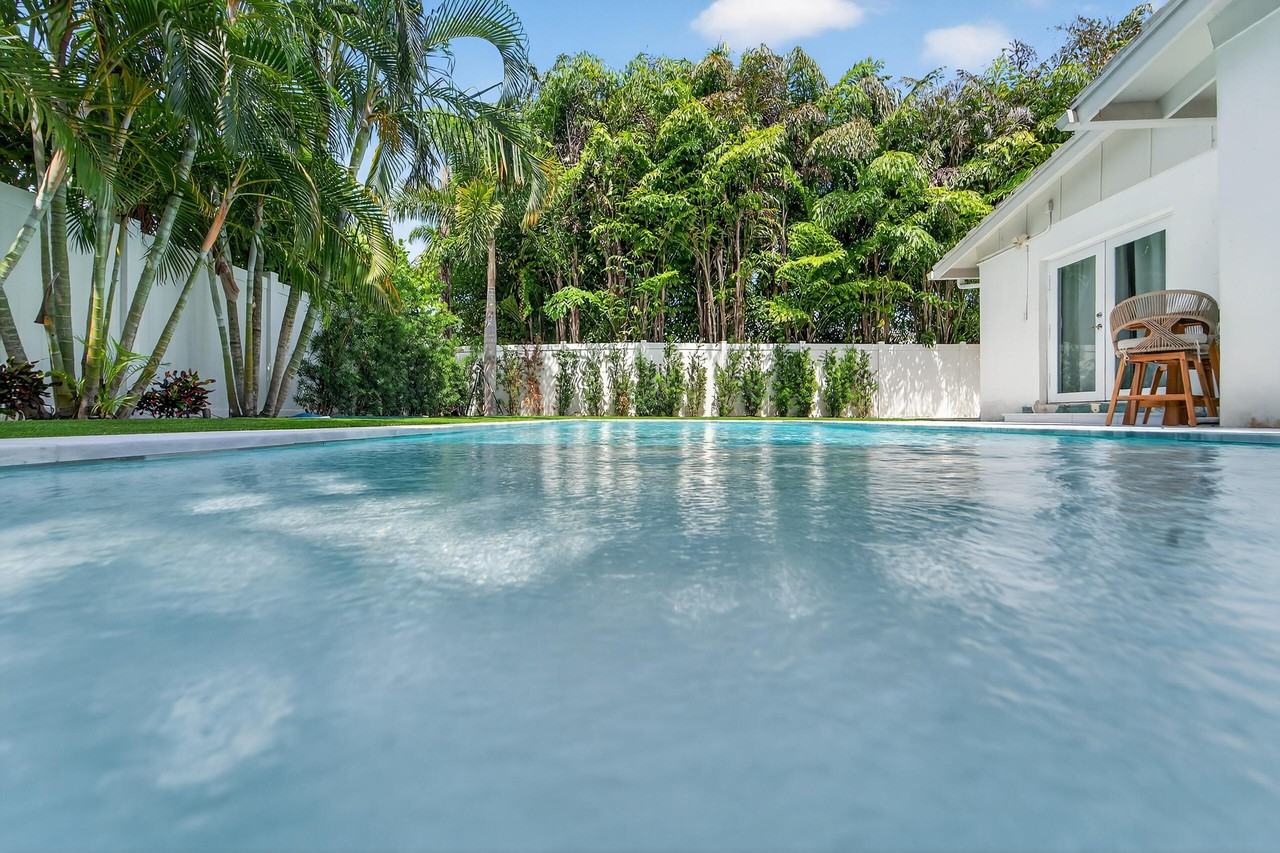 101 Ne 11th St - Photo 5 of 25